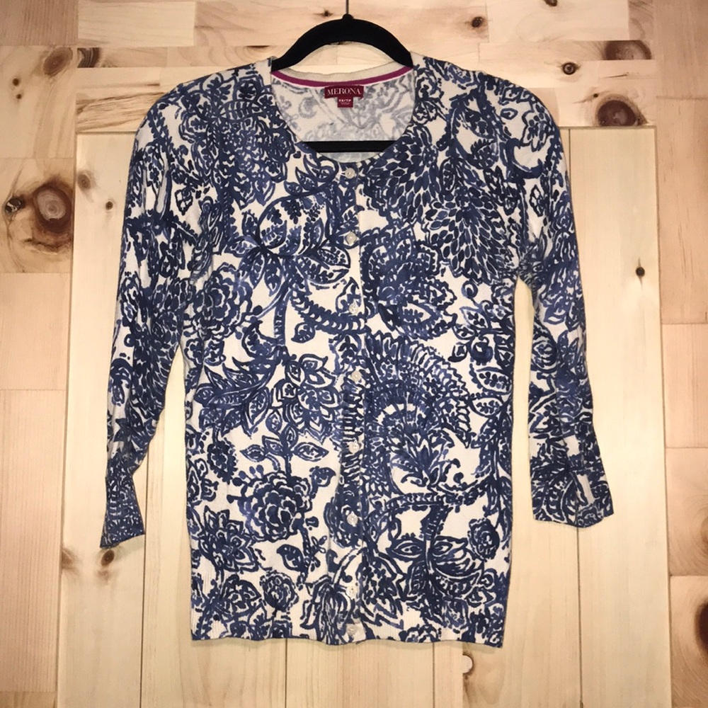 Cardigan Sweater 3/4 length sleeves Size XS